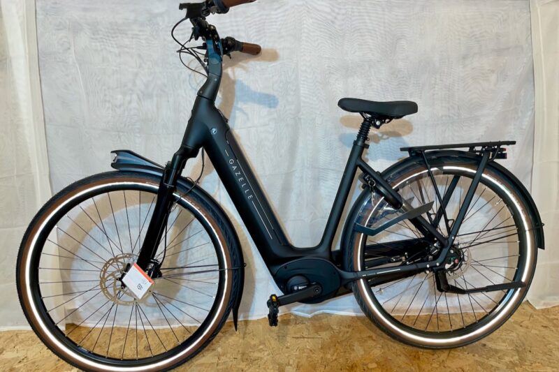 Gazelle Arroyo C8 schwarz 57cm